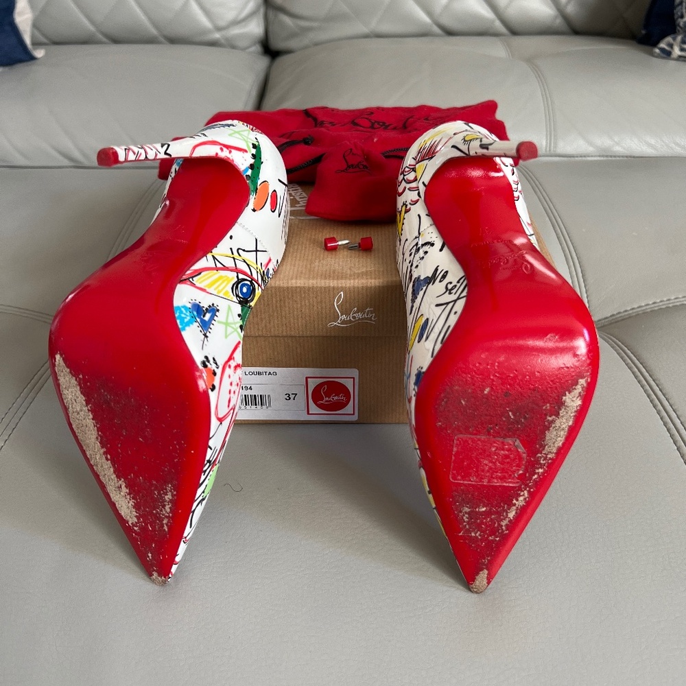 So Kate 120mm White Graffiti size 37